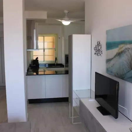 Апартаменти Romana Playa