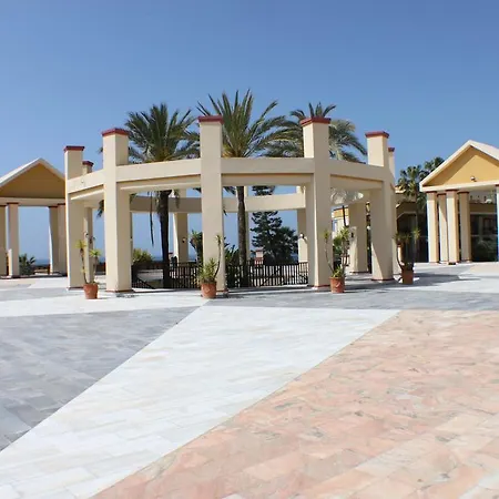 Romana Playa דירה *